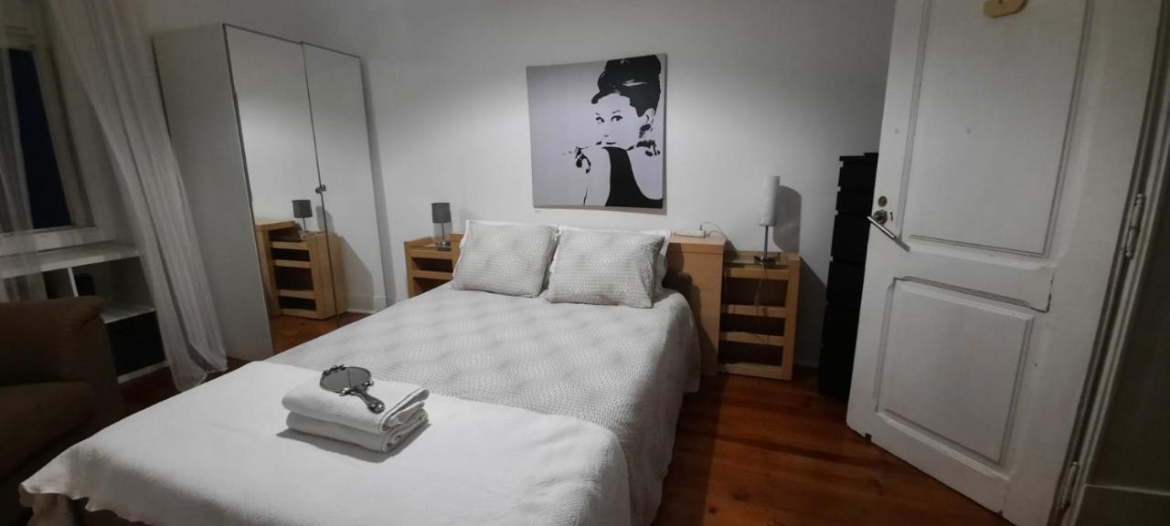 Sunny Terrace Apt, Close To Downtown! 2 Bedroom Flat Lisboa Kültér fotó