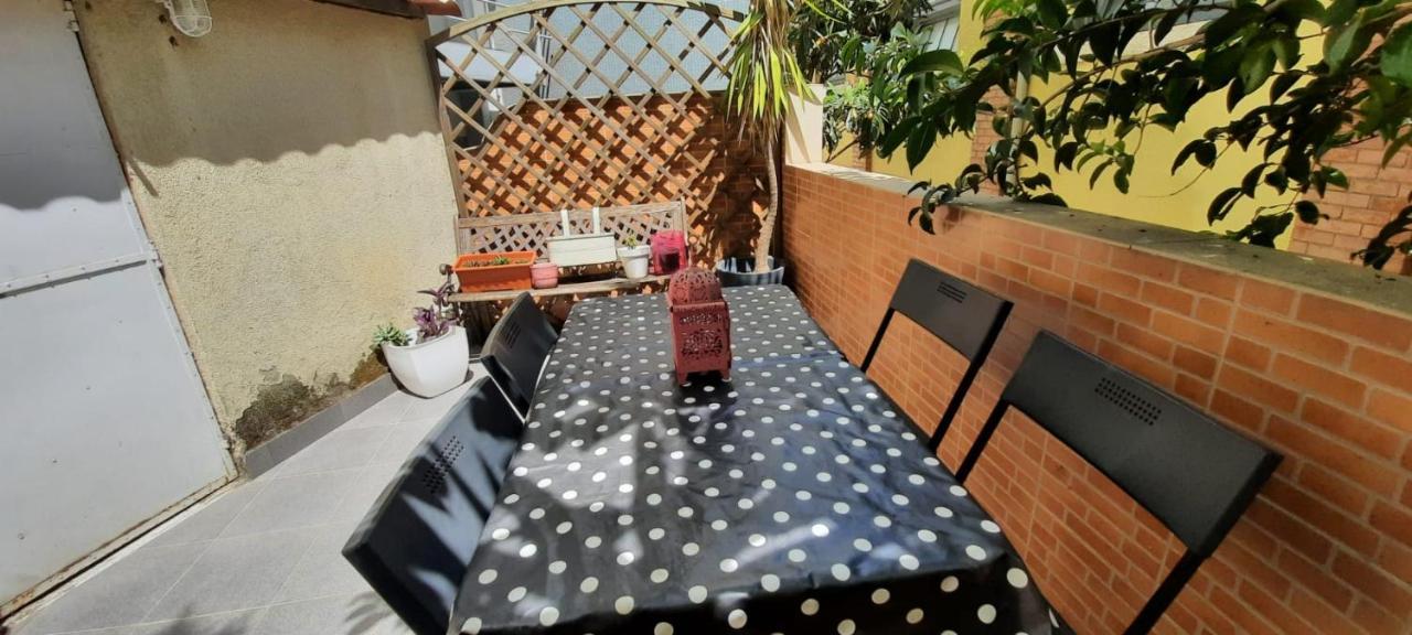 Sunny Terrace Apt, Close To Downtown! 2 Bedroom Flat Lisboa Kültér fotó
