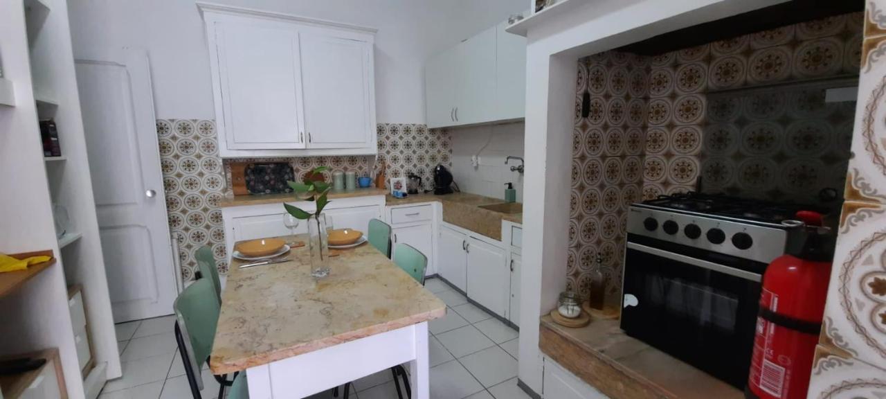 Sunny Terrace Apt, Close To Downtown! 2 Bedroom Flat Lisboa Kültér fotó