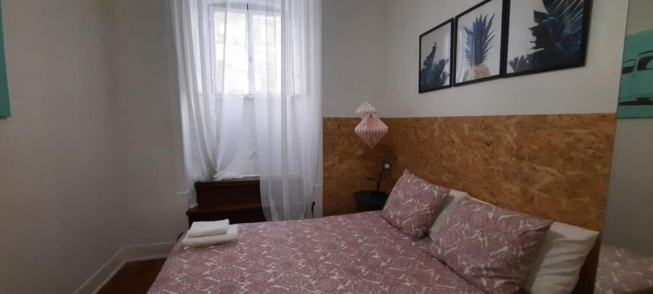 Sunny Terrace Apt, Close To Downtown! 2 Bedroom Flat Lisboa Kültér fotó