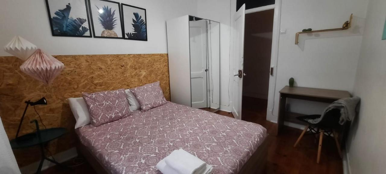 Sunny Terrace Apt, Close To Downtown! 2 Bedroom Flat Lisboa Kültér fotó